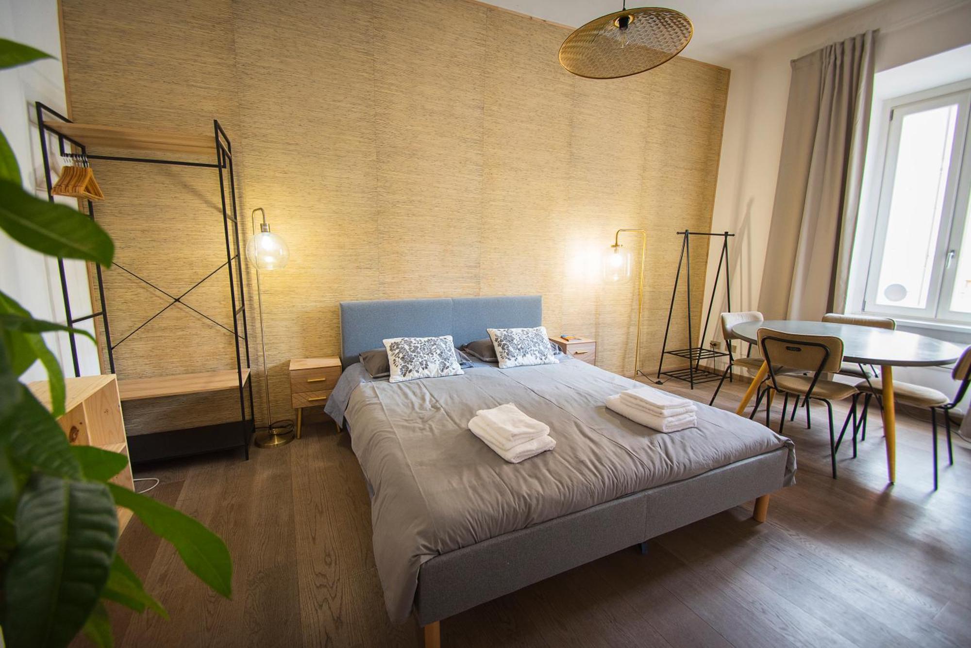 Domus Febo - Ottaviano Suites Lägenhet